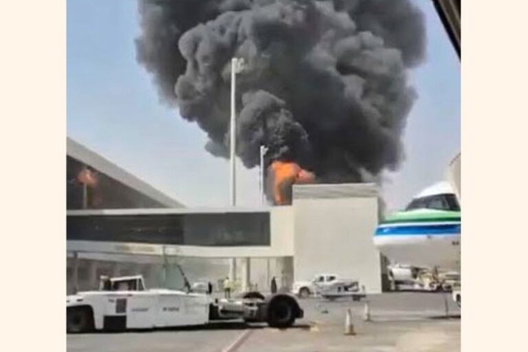 リヤド空港でのフーシ派による死傷者を出した攻撃を受け、国際社会の非難が高まる