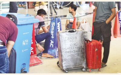 バングラデシュ人2人を含む12人が死亡、4人が集中治療室に入院、数百人がダッカ空港で足止め