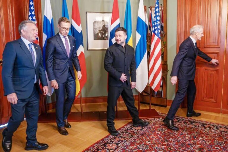 米国はゼレンスキー大統領との会談を歓迎、トランプ特使はプーチン大統領と会談