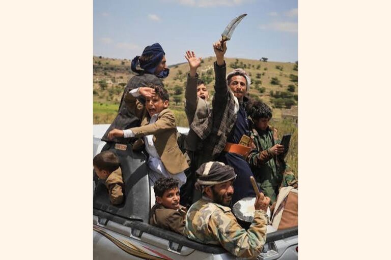 イランの支援を受けたフーシ派がイエメンの別の町を制圧